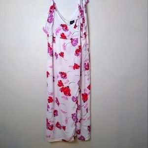 NWT Bardot Camellia White Purple Floral Maxi Dress, size 14